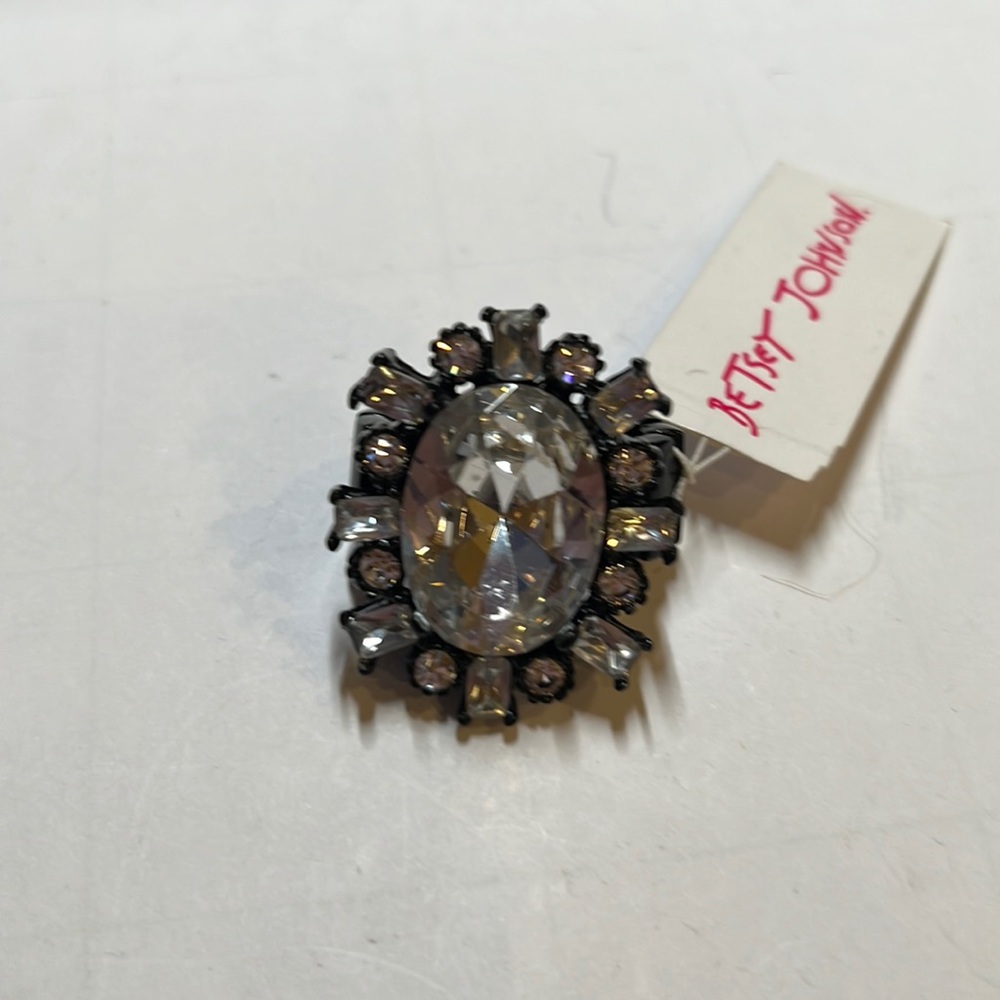 Betsey Johnson stretchy black and clear rhinestone cocktail ring o/s